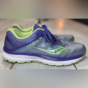 Saucony Womens Guide Running Shoes